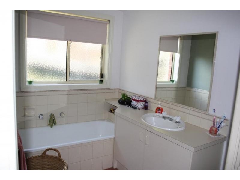 15 Currawong Road, Healesville VIC 3777