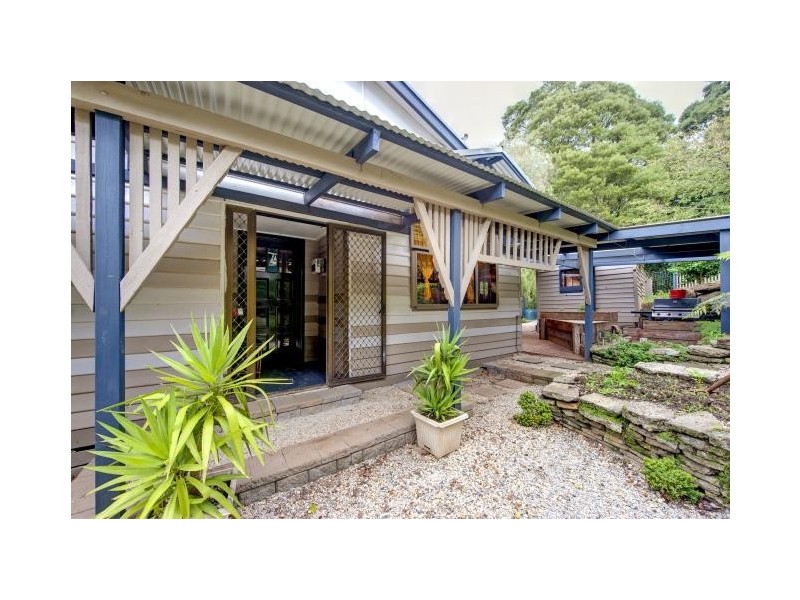 6 Wattletree Road, Warburton VIC 3799