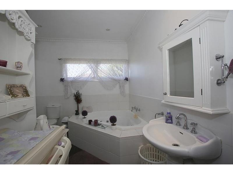 26 Westmount Road, Healesville VIC 3777