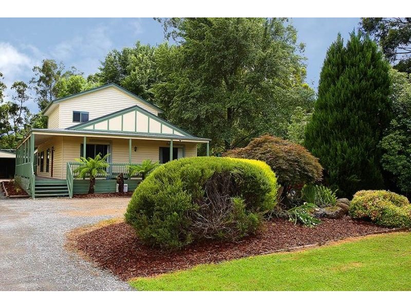 25 Farnham Road, Healesville VIC 3777