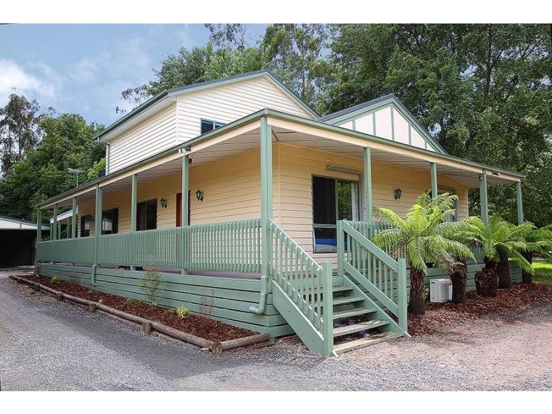 25 Farnham Road, Healesville VIC 3777