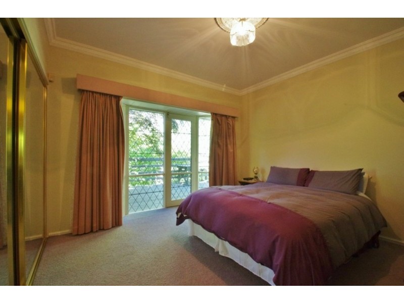 20 Robin Parade, Healesville VIC 3777