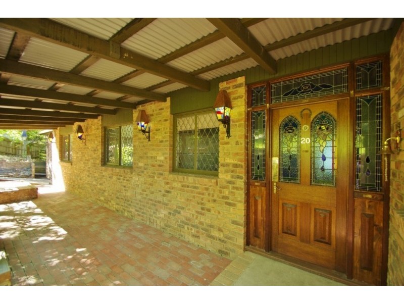 20 Robin Parade, Healesville VIC 3777