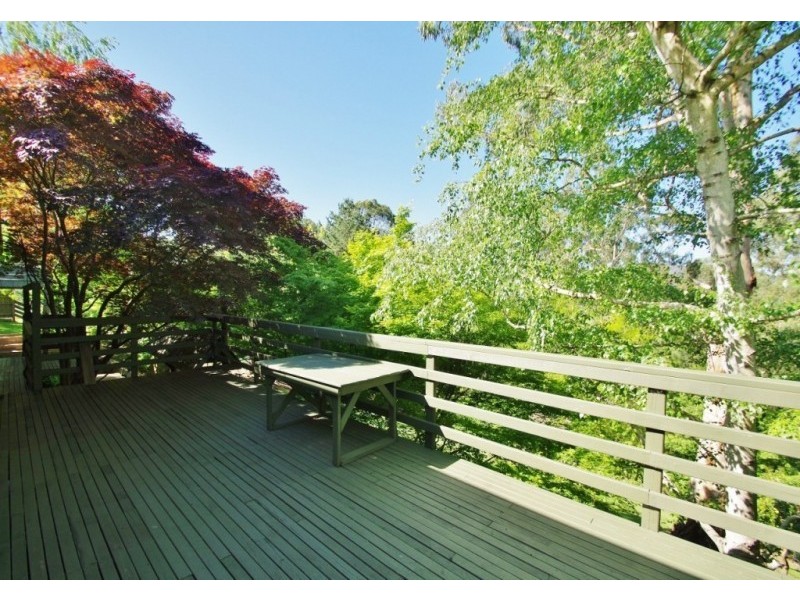 20 Robin Parade, Healesville VIC 3777