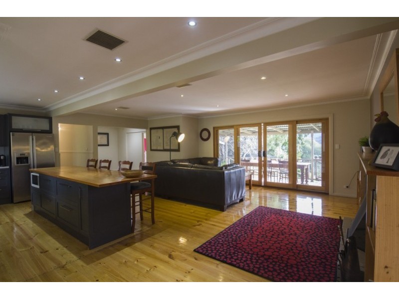 403 Maroondah Highway, Healesville VIC 3777