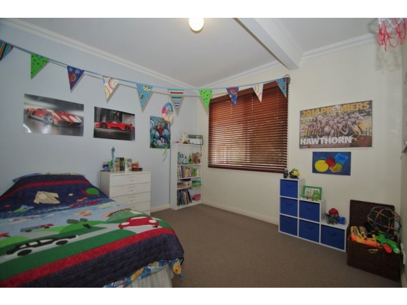 2 Silverleaf Place, Healesville VIC 3777
