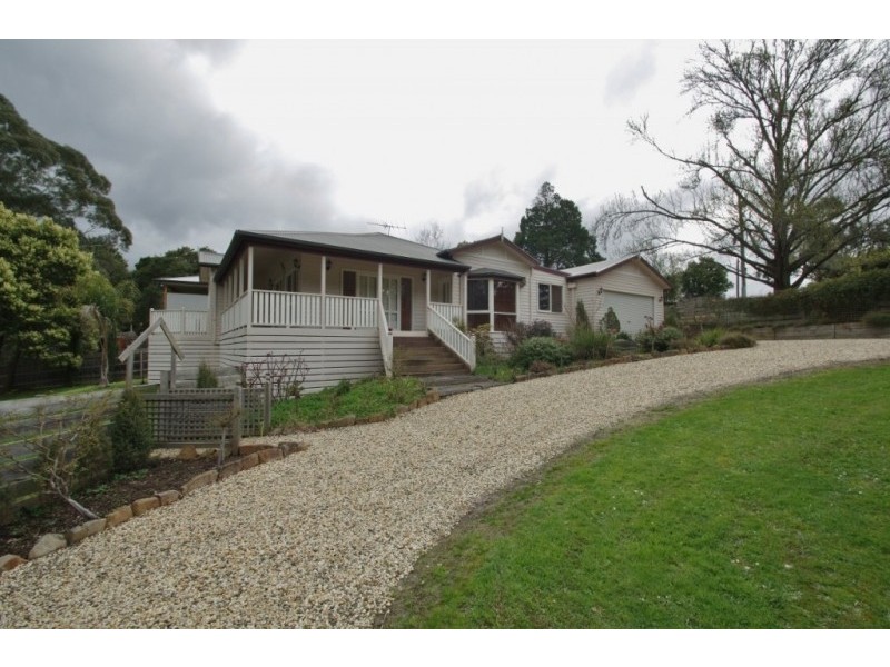 2 Silverleaf Place, Healesville VIC 3777