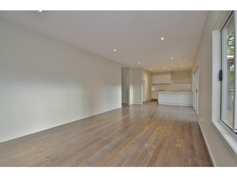 6/15 Elamo Road, Healesville VIC 3777