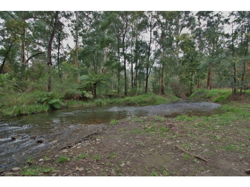 105 Wallace Parade, Healesville VIC 3777
