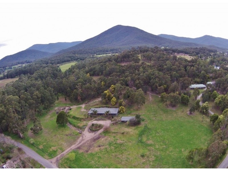 105 Wallace Parade, Healesville VIC 3777