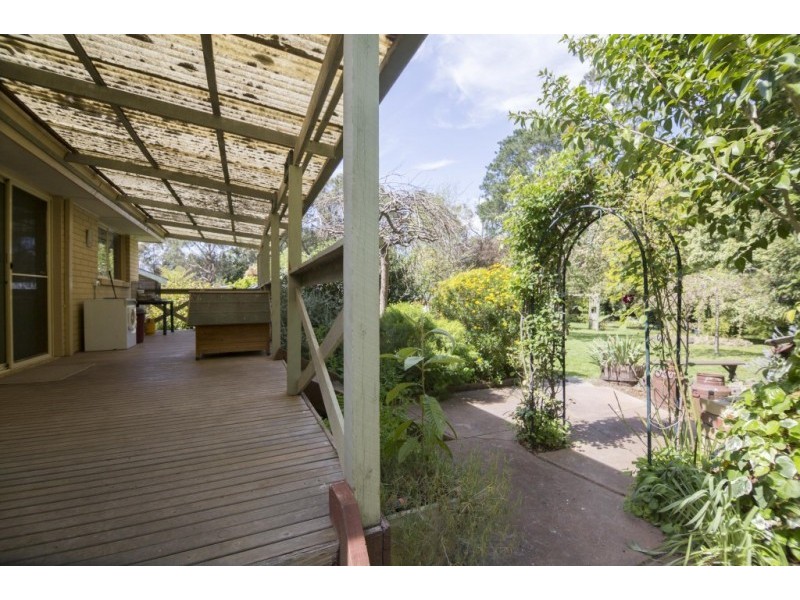 22 Tarranna Grove, Healesville VIC 3777