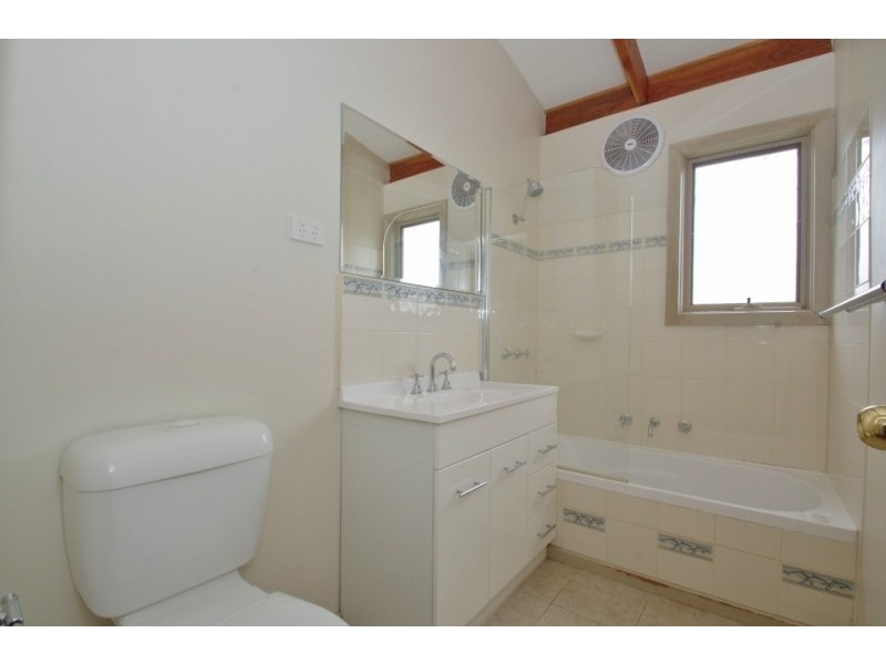 2a Westmount Road, Healesville VIC 3777