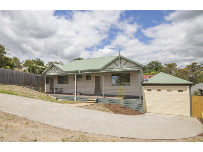 11 High Street, Healesville VIC 3777