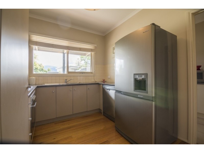 11 High Street, Healesville VIC 3777