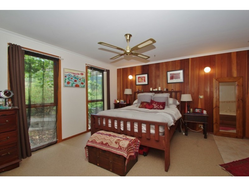 87 Chalet Road, Healesville VIC 3777