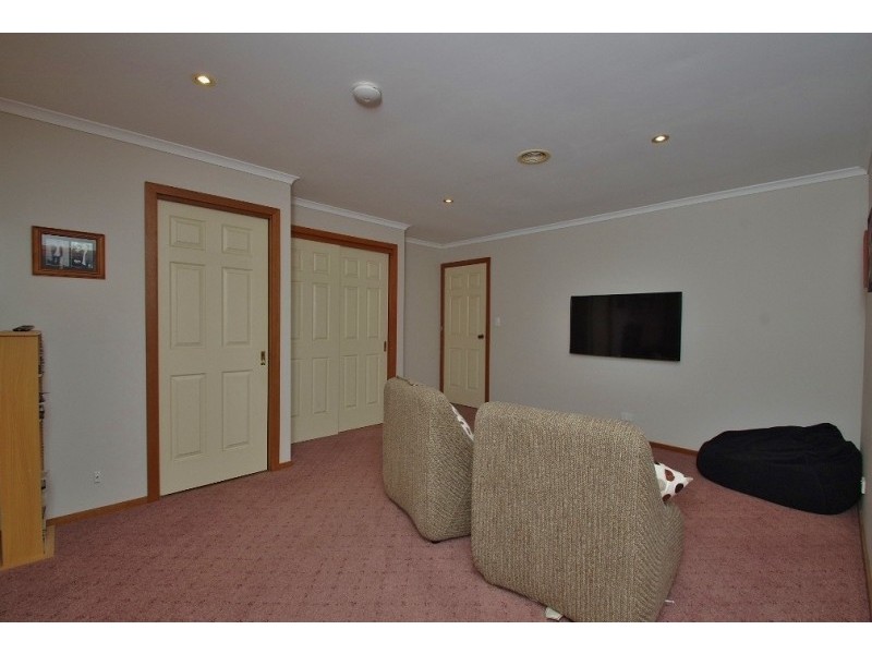 5 Stanley Road, Healesville VIC 3777