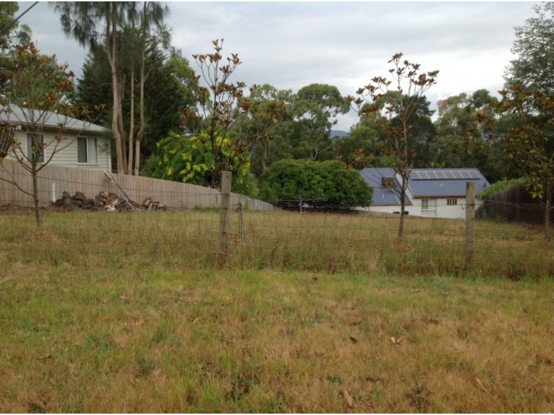 14 Birdwood Avenue, Healesville VIC 3777