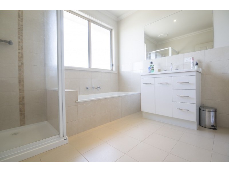 1/99 Maroondah Highway, Healesville VIC 3777