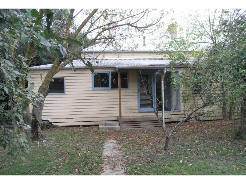2 McGrettons Road, Healesville VIC 3777