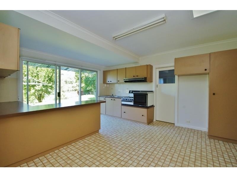 2 Glenfern Road, Healesville VIC 3777