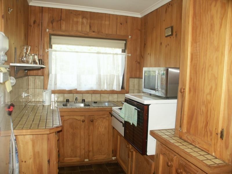 2/2B Farnham Road, Healesville VIC 3777