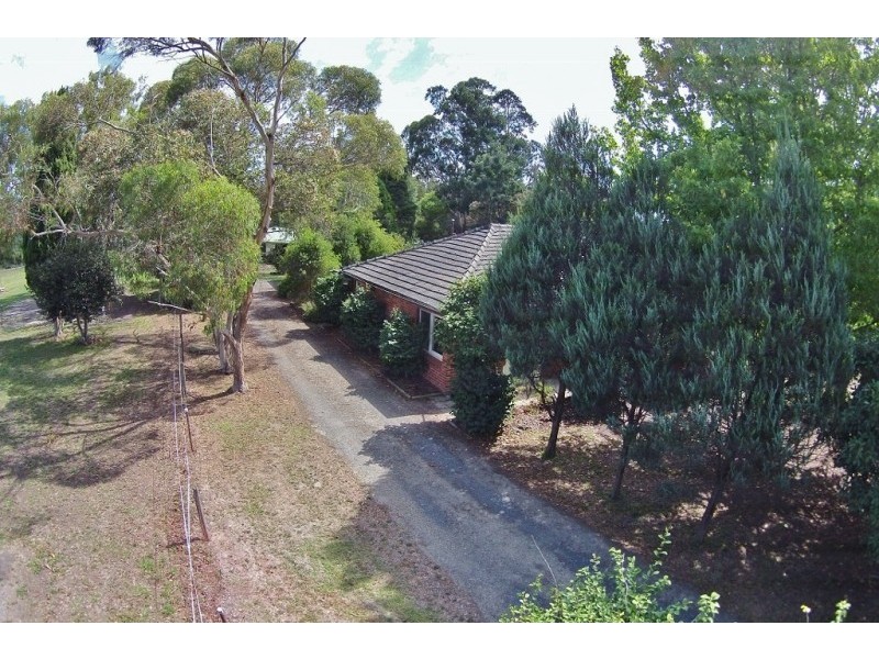 152 Wallace Parade, Healesville VIC 3777