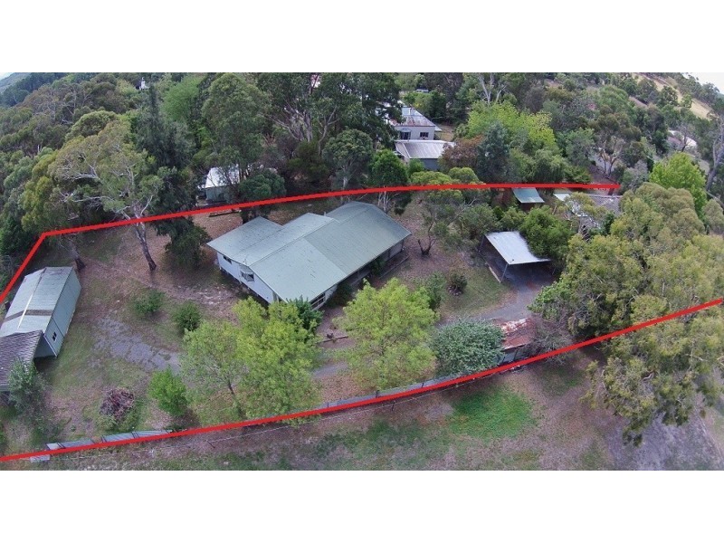 152 Wallace Parade, Healesville VIC 3777