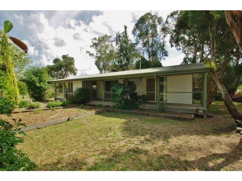 152 Wallace Parade, Healesville VIC 3777