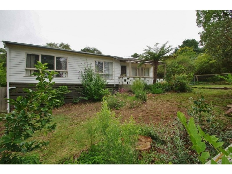 5 Centre Grove, Healesville VIC 3777