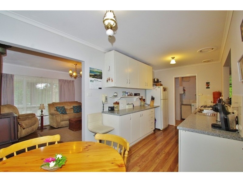 5 Centre Grove, Healesville VIC 3777
