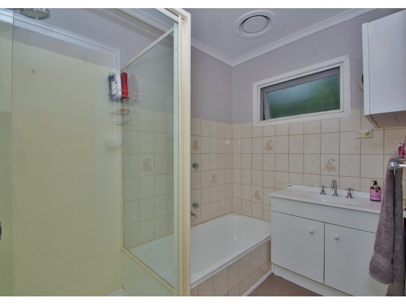 5 Centre Grove, Healesville VIC 3777