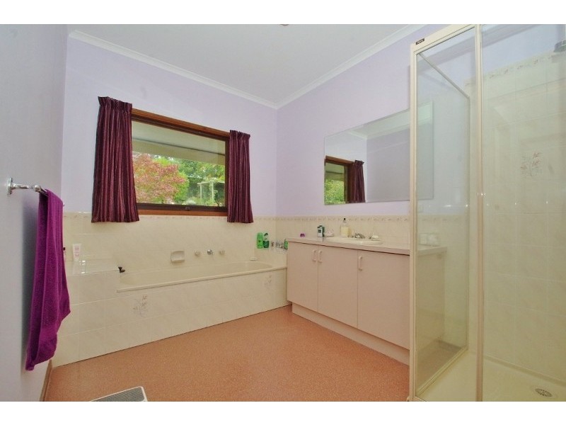 49 Romeo Road, Healesville VIC 3777