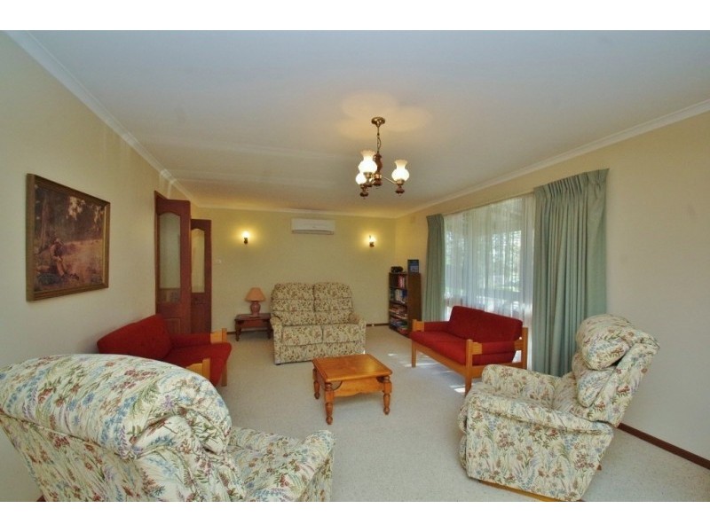 2 Ryrie Street, Healesville VIC 3777