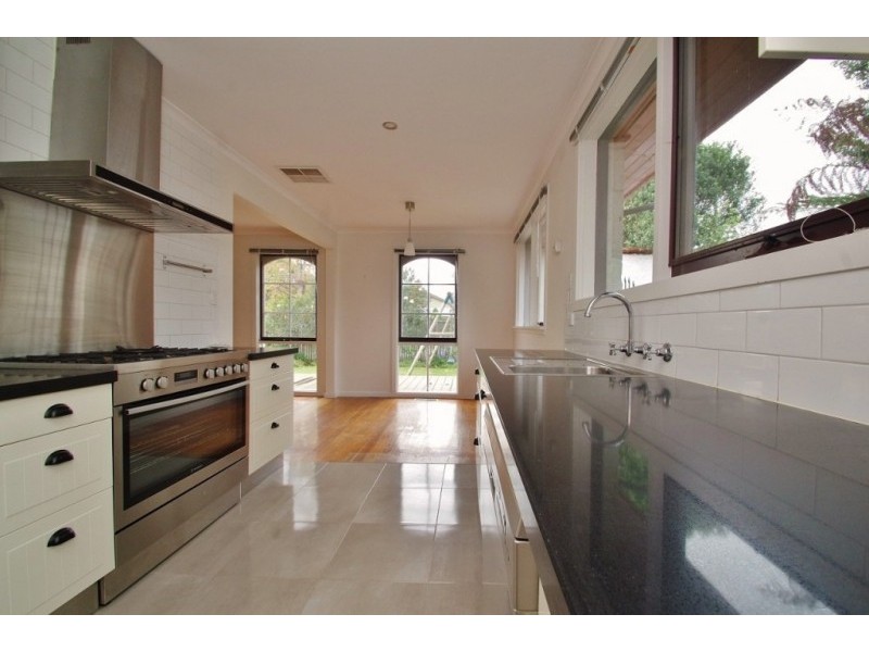 1 Walkers Lane, Healesville VIC 3777
