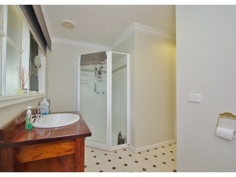49-51 Auburn Road, Healesville VIC 3777