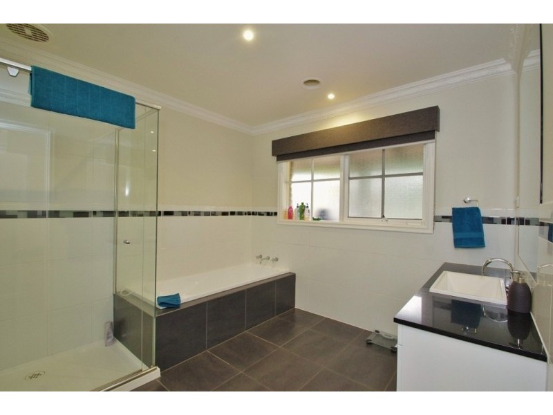 49-51 Auburn Road, Healesville VIC 3777