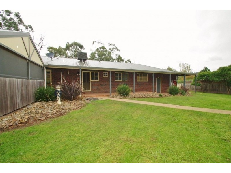 49-51 Auburn Road, Healesville VIC 3777