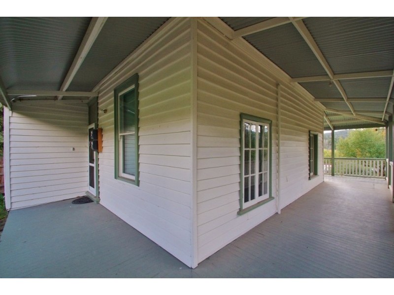17 Symons Street, Healesville VIC 3777