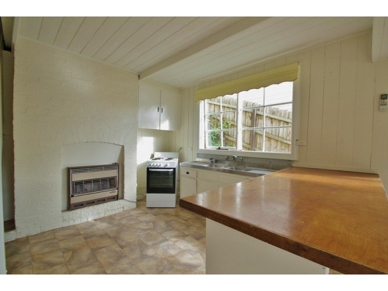 17 Symons Street, Healesville VIC 3777