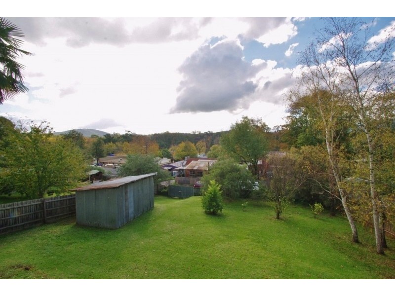17 Symons Street, Healesville VIC 3777