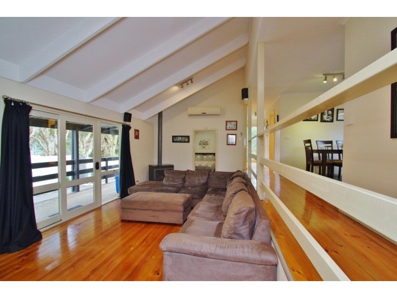 10 Badger Weir Road, Badger Creek VIC 3777