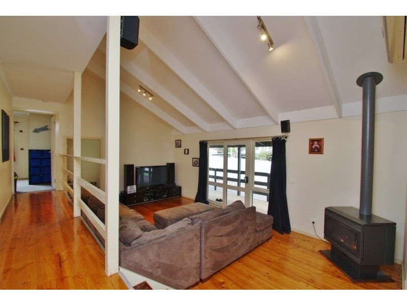 10 Badger Weir Road, Badger Creek VIC 3777