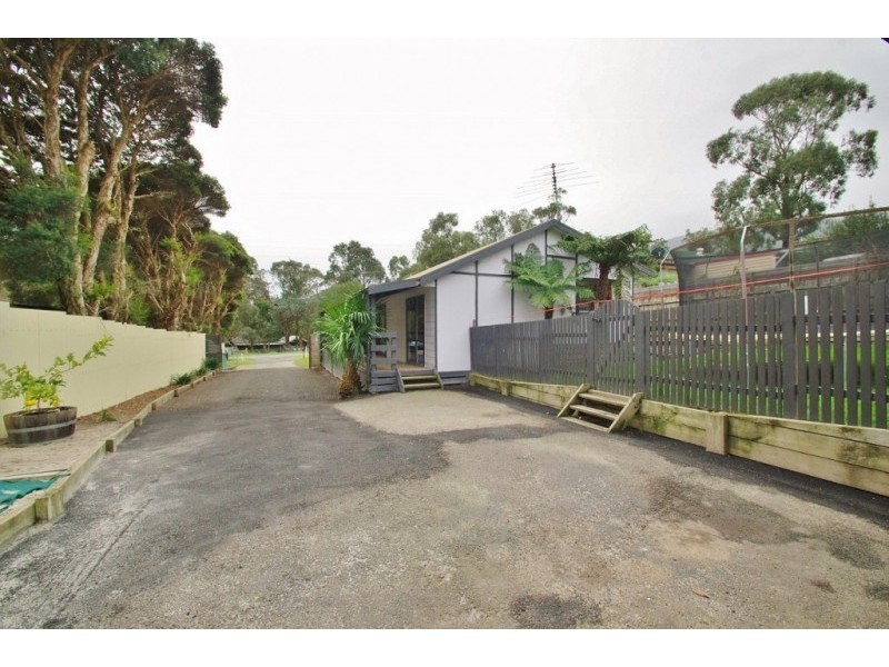 10 Badger Weir Road, Badger Creek VIC 3777