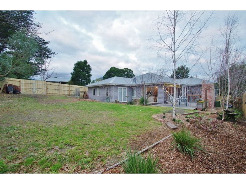7 Westmount Road, Healesville VIC 3777