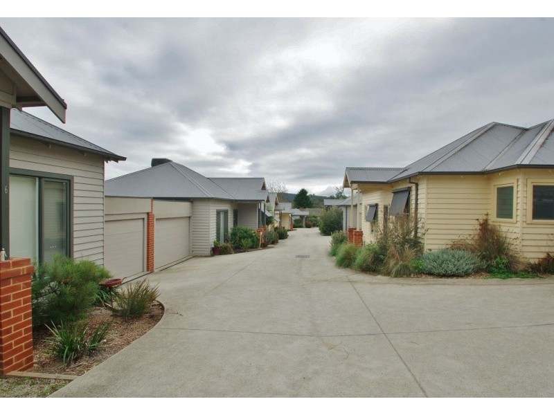 4/5a Mcgrettons Road, Healesville VIC 3777