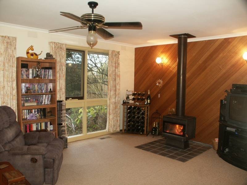 10 Henry Street, Healesville VIC 3777