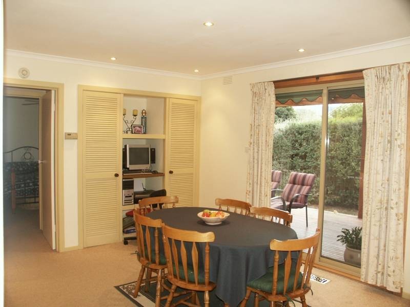 10 Henry Street, Healesville VIC 3777