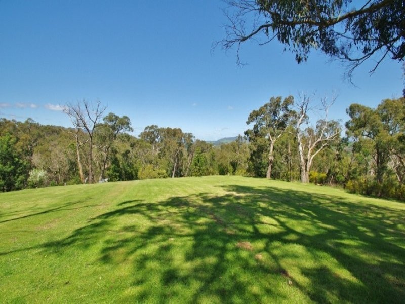 9 Margaret Road, Healesville VIC 3777