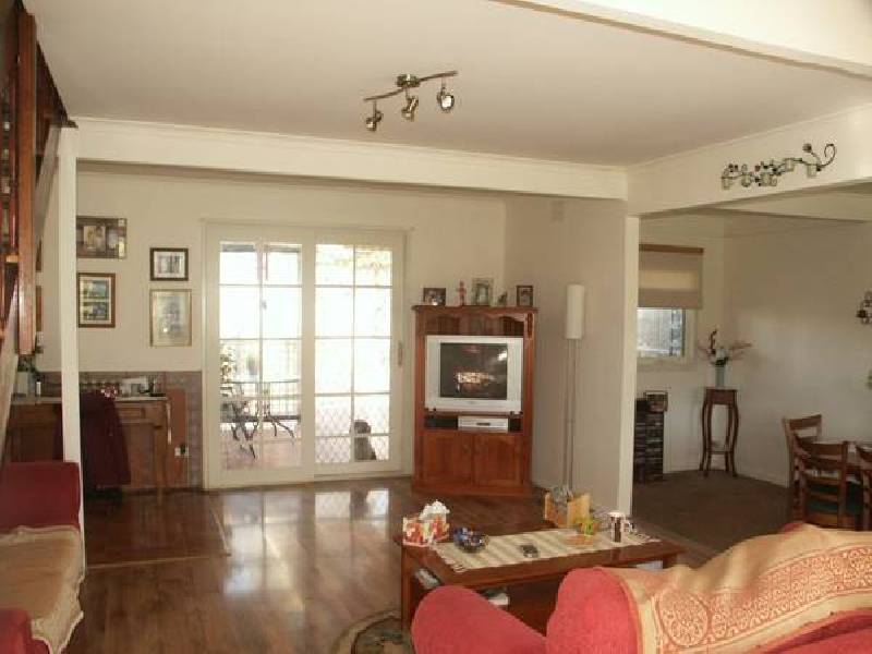 16 Farrell Avenue, Yarra Glen VIC 3775