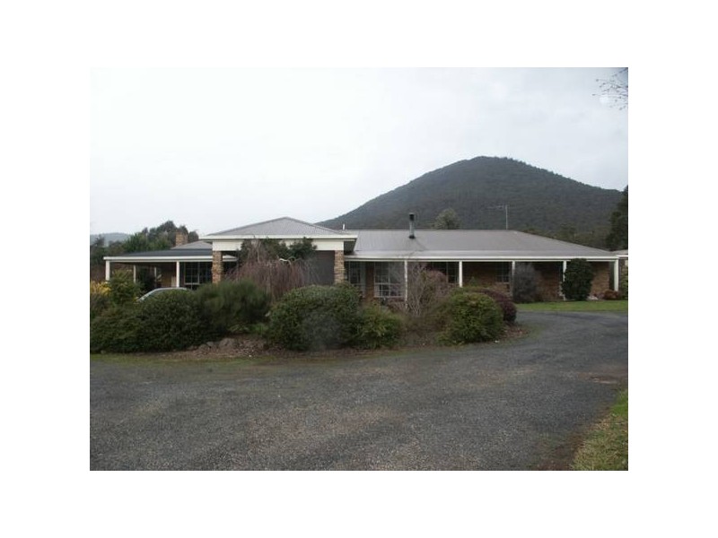 21 Anderson Road, Healesville VIC 3777